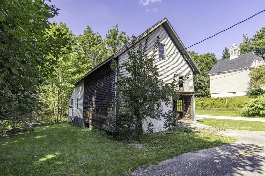 24 Campbell Hill Cherryfield ME 04622