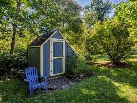 466 Bluff Road Northport ME 04849