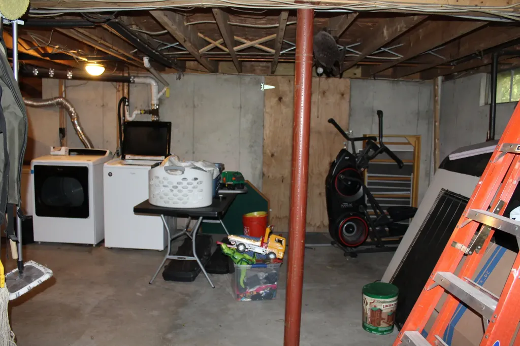 80 Webbs Mills Road Raymond ME 04071