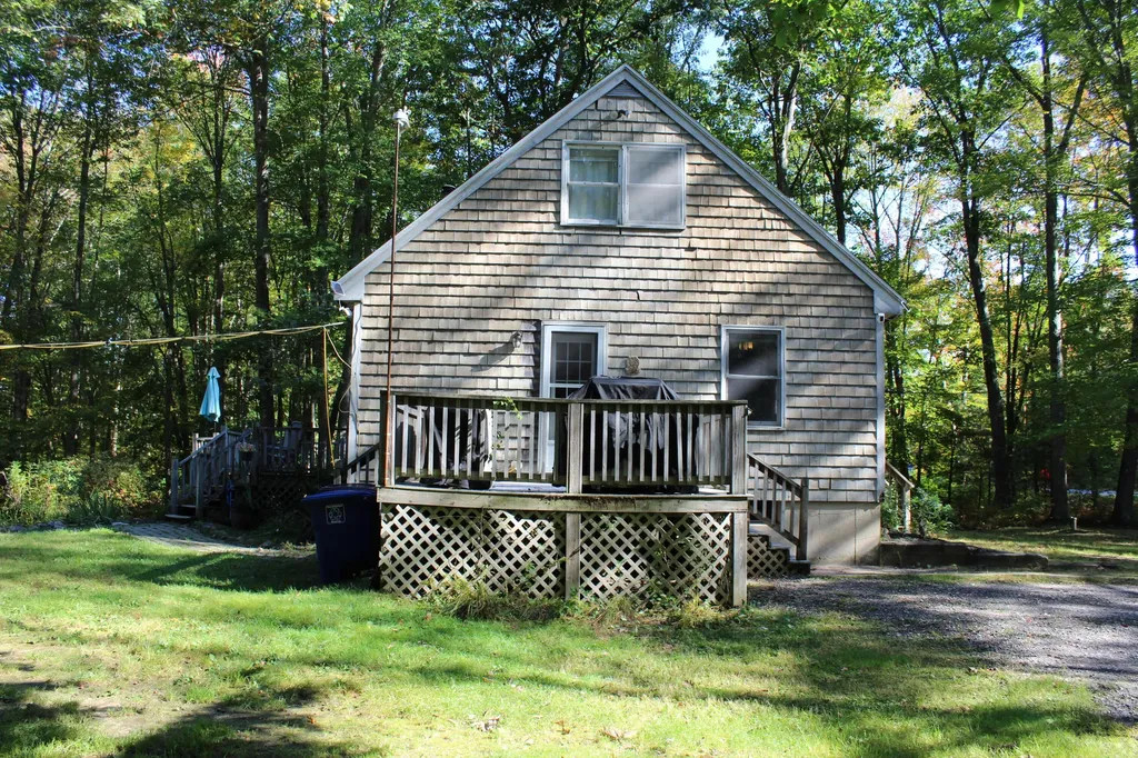 80 Webbs Mills Road Raymond ME 04071