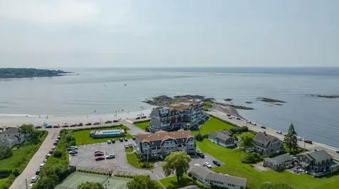 143 Beach Avenue Kennebunk ME 04043
