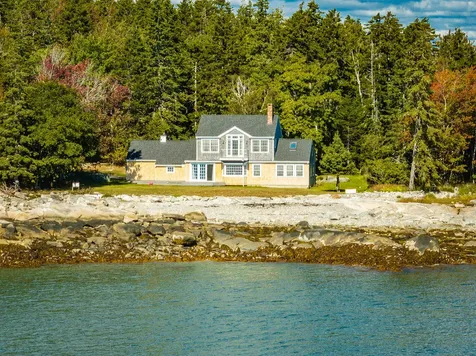 73 Patricia Lane Saint George ME 04859