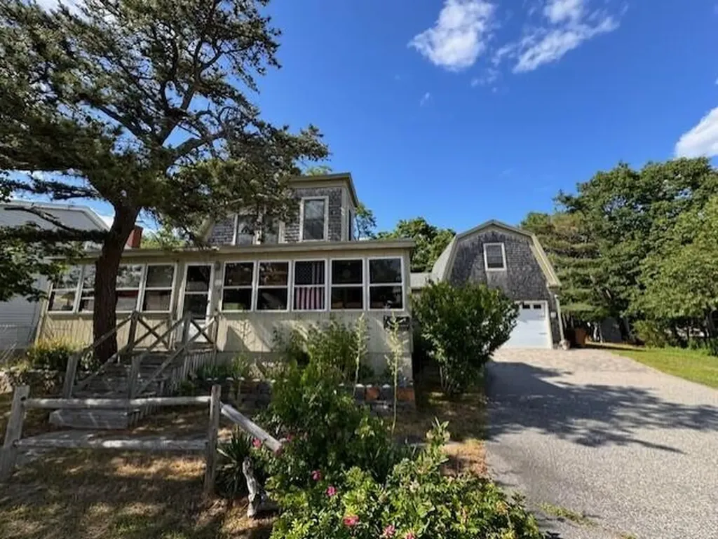18 Sunset Avenue Saco ME 04072