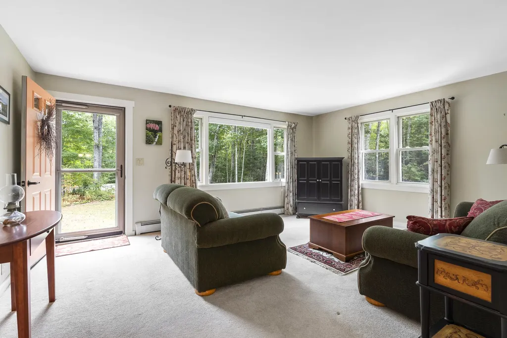 133 Egypt Road Damariscotta ME 04543