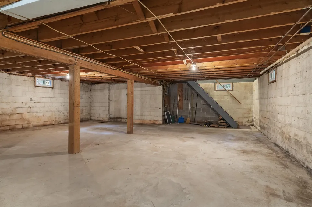 133 Egypt Road Damariscotta ME 04543
