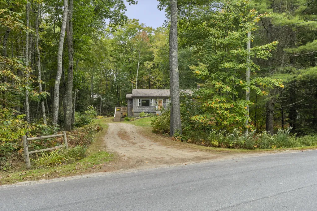133 Egypt Road Damariscotta ME 04543