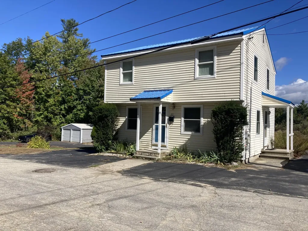 23 Dean Avenue Norway ME 04268
