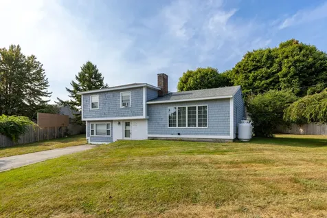 26 Stewart Street Wells ME 04090