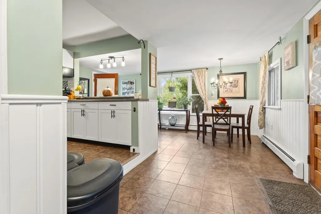 1146 Essex Street Bangor ME 04401