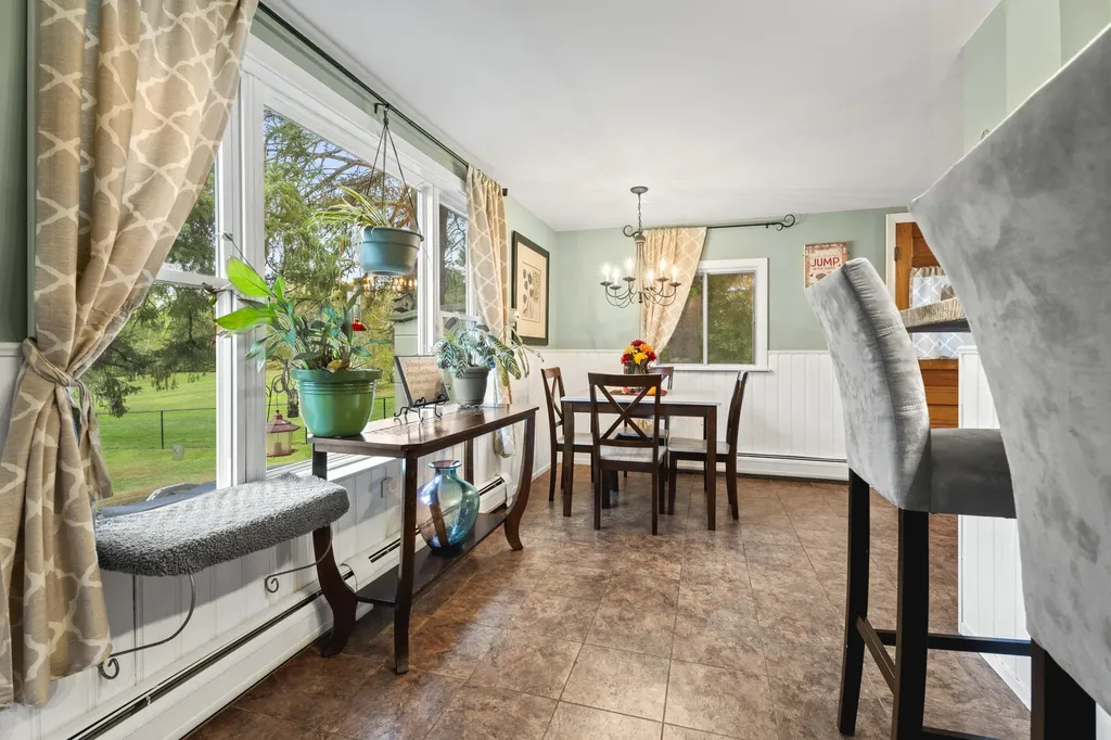 1146 Essex Street Bangor ME 04401