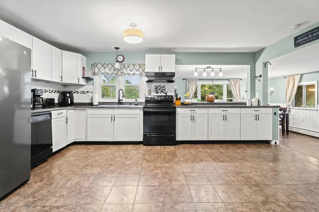 1146 Essex Street Bangor ME 04401