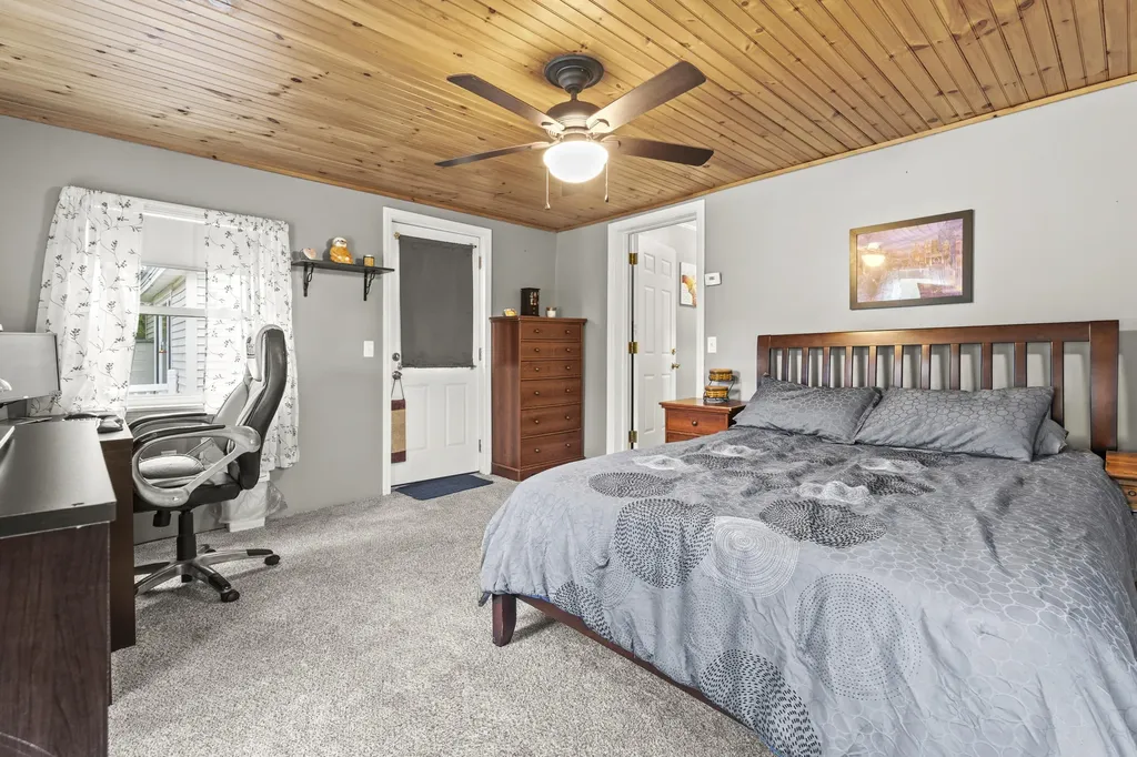 1146 Essex Street Bangor ME 04401