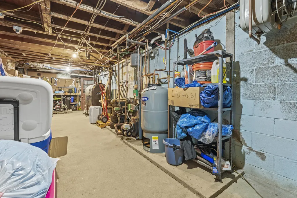 1146 Essex Street Bangor ME 04401