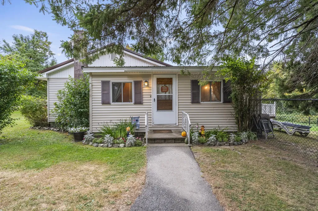 1146 Essex Street Bangor ME 04401