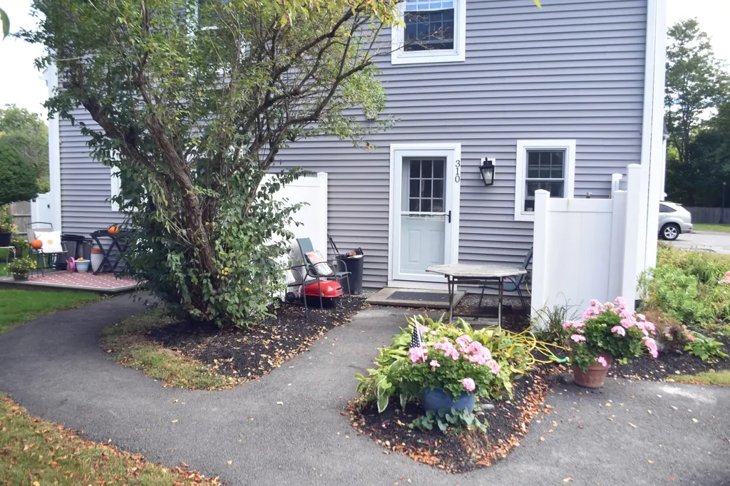 16 Mussey Street South Portland ME 04106
