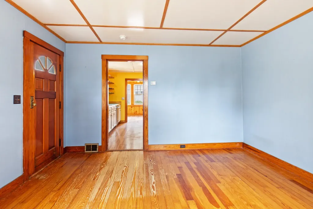 121 Highland Avenue Winthrop ME 04364