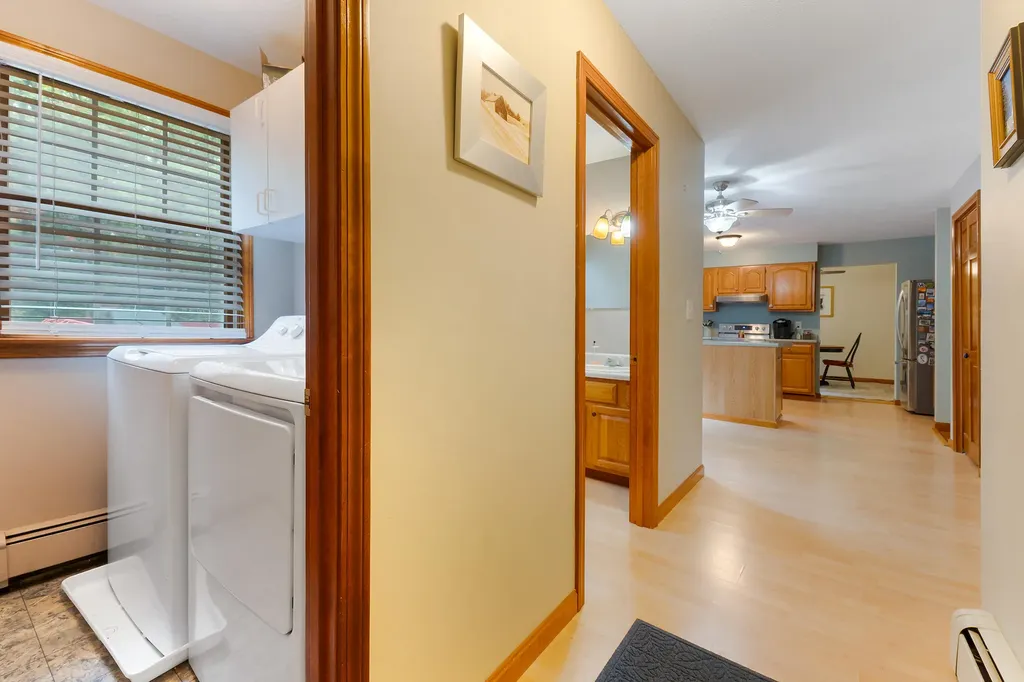17 Sheffield Avenue Lewiston ME 04240