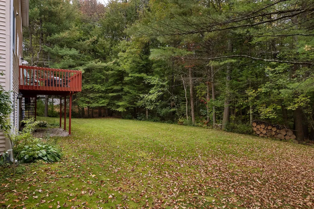 17 Sheffield Avenue Lewiston ME 04240