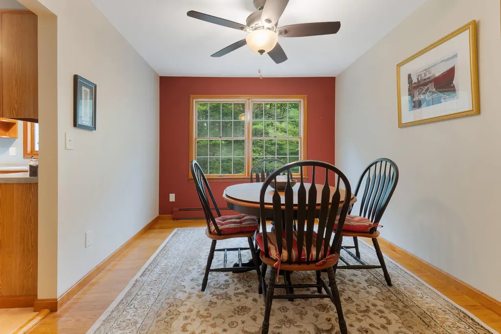 17 Sheffield Avenue Lewiston ME 04240