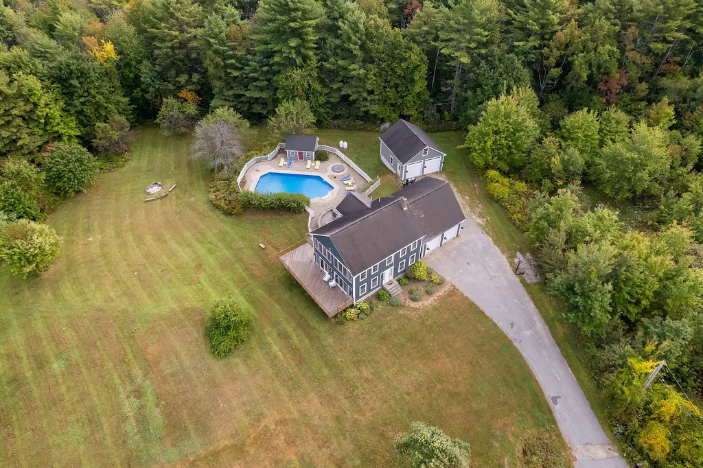 38 Jeffery Road Minot ME 04258