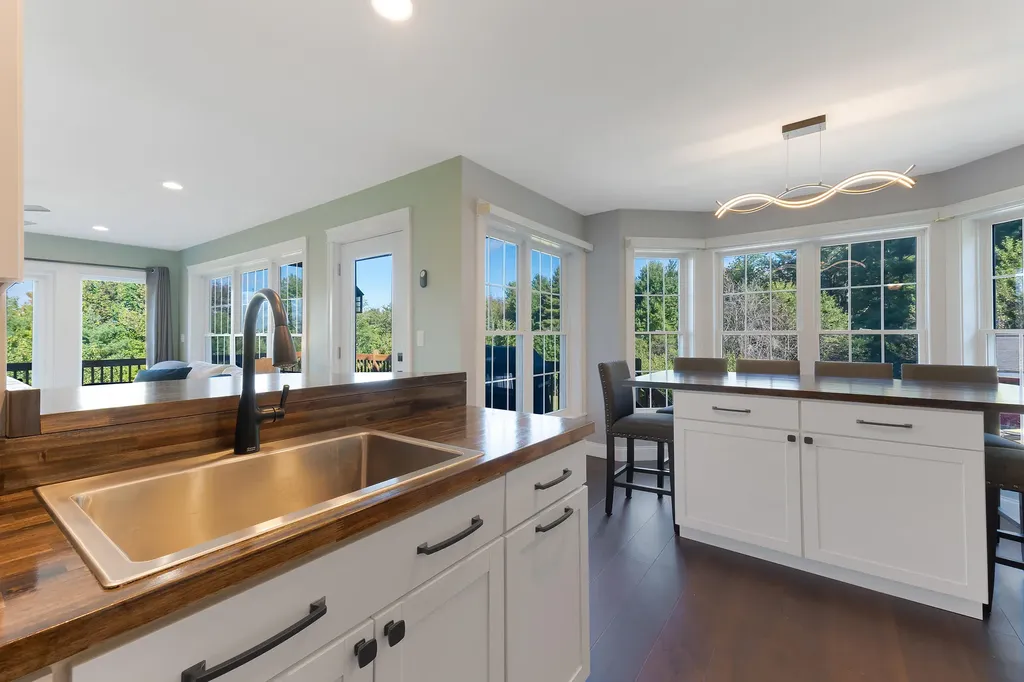 38 Jeffery Road Minot ME 04258