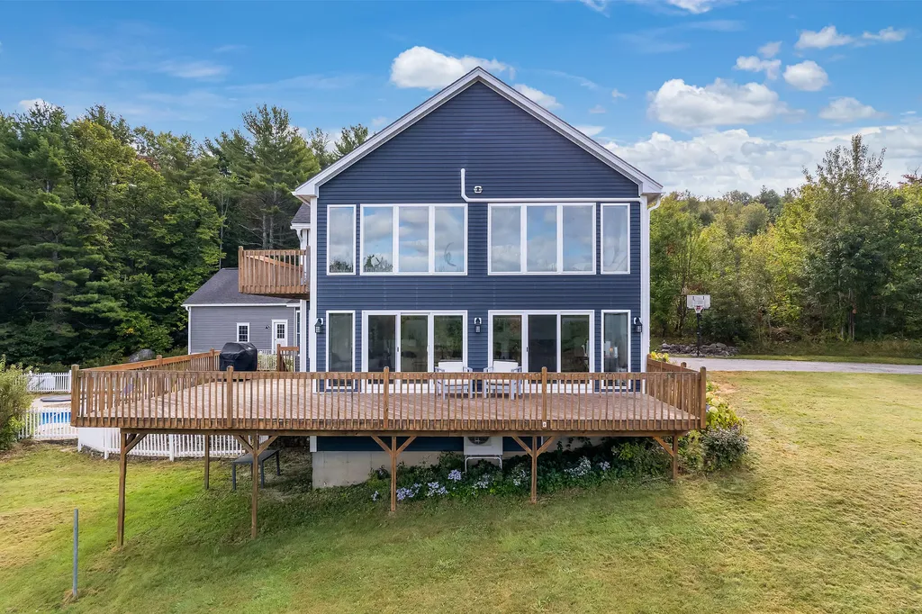 38 Jeffery Road Minot ME 04258
