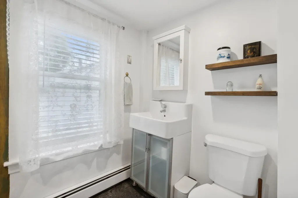 132 Beach Street Saco ME 04072