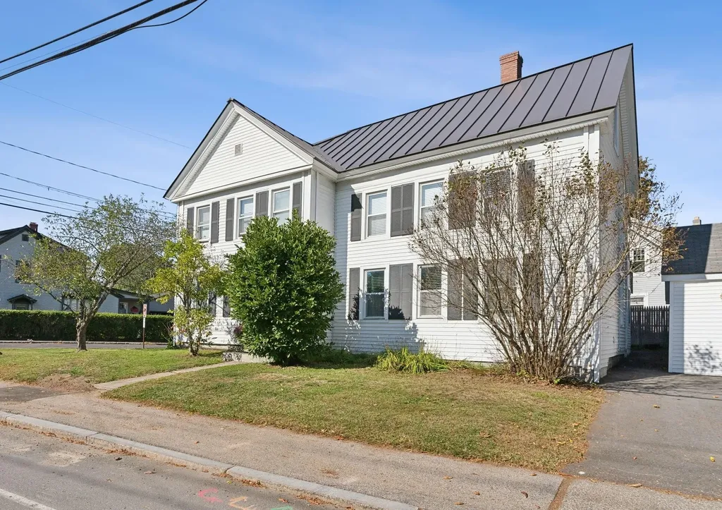 132 Beach Street Saco ME 04072
