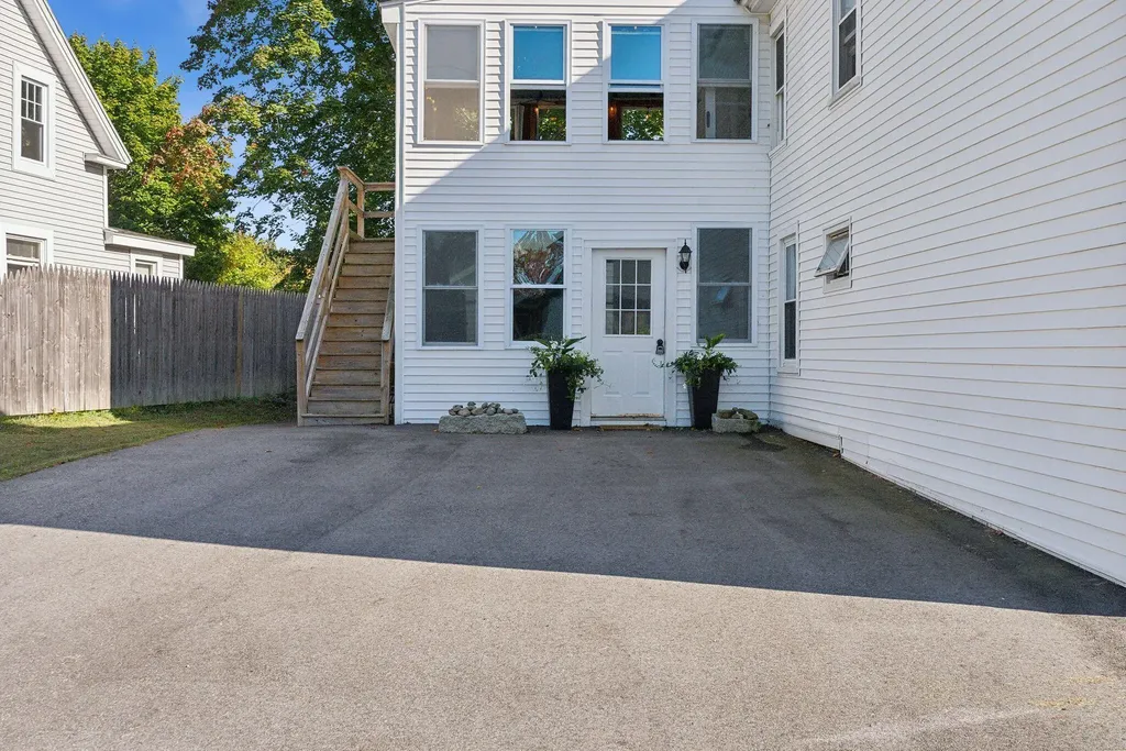 132 Beach Street Saco ME 04072