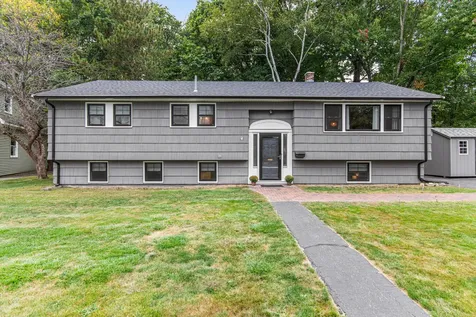 11 Four Winds Road Portland ME 04102