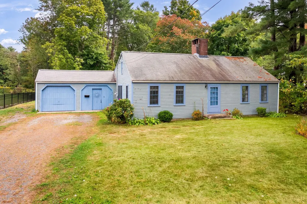 112 Lindsay Road York ME 03909