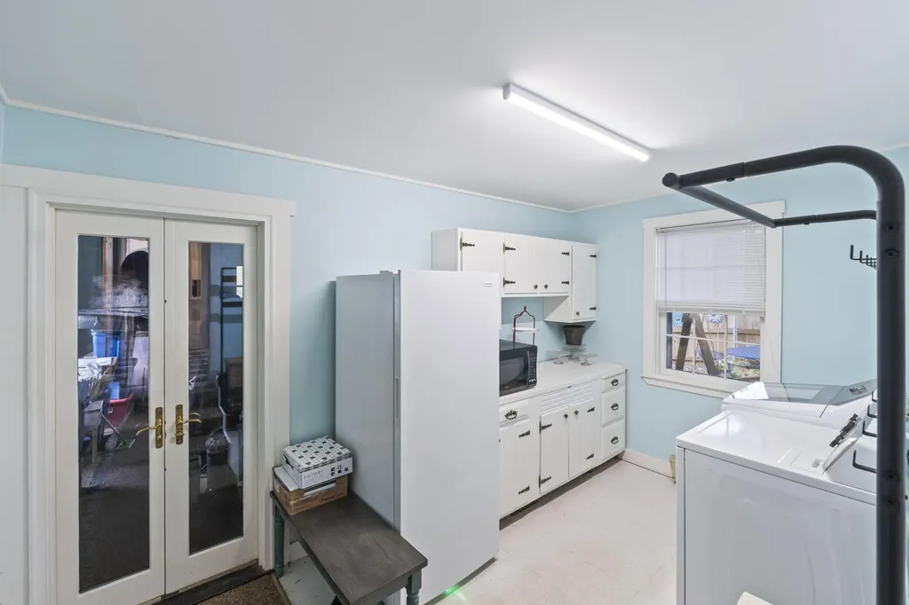 14 Hodge Street Wiscasset ME 04578