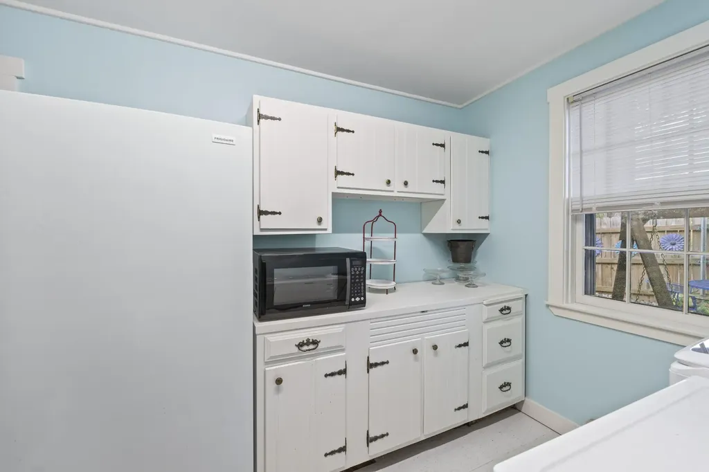 14 Hodge Street Wiscasset ME 04578