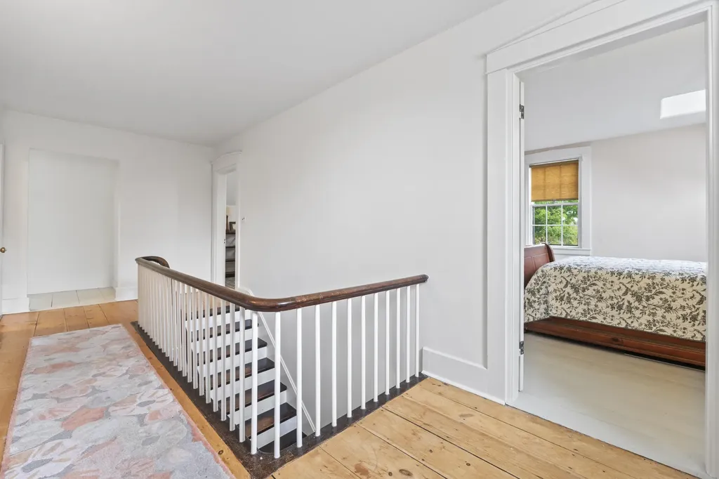 14 Hodge Street Wiscasset ME 04578