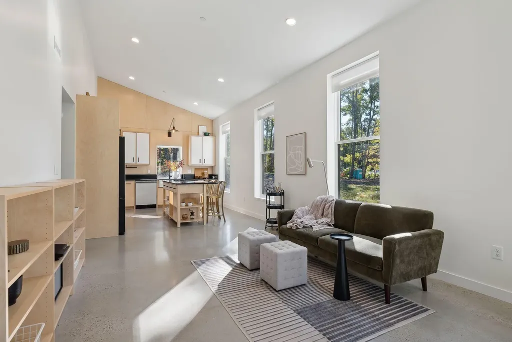 38 Mattie Lane Durham ME 04222