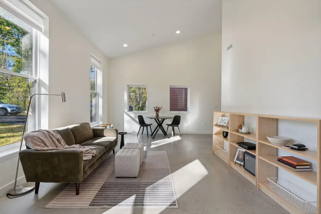 38 Mattie Lane Durham ME 04222