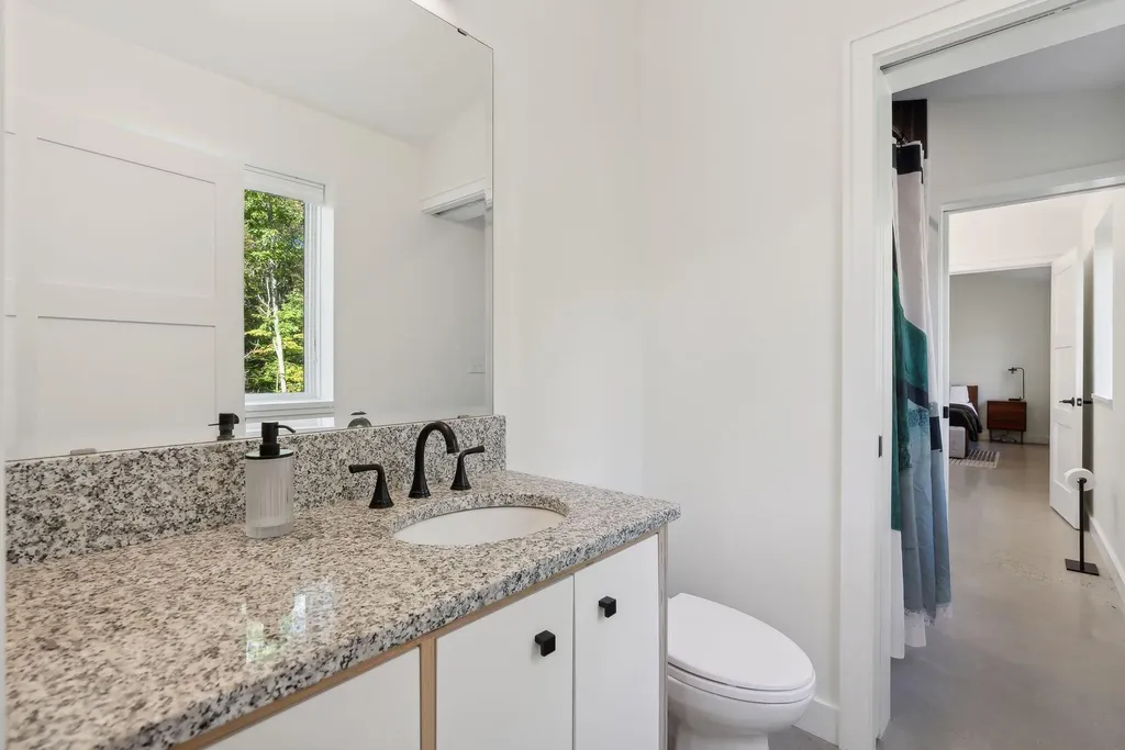 38 Mattie Lane Durham ME 04222