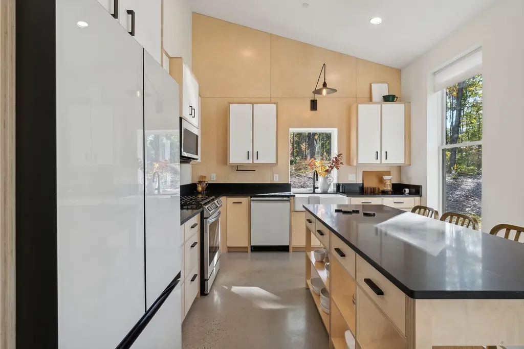 38 Mattie Lane Durham ME 04222