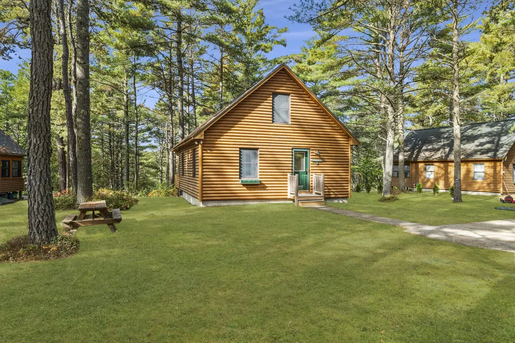 4 Log Cabin Lane Shapleigh ME 04076