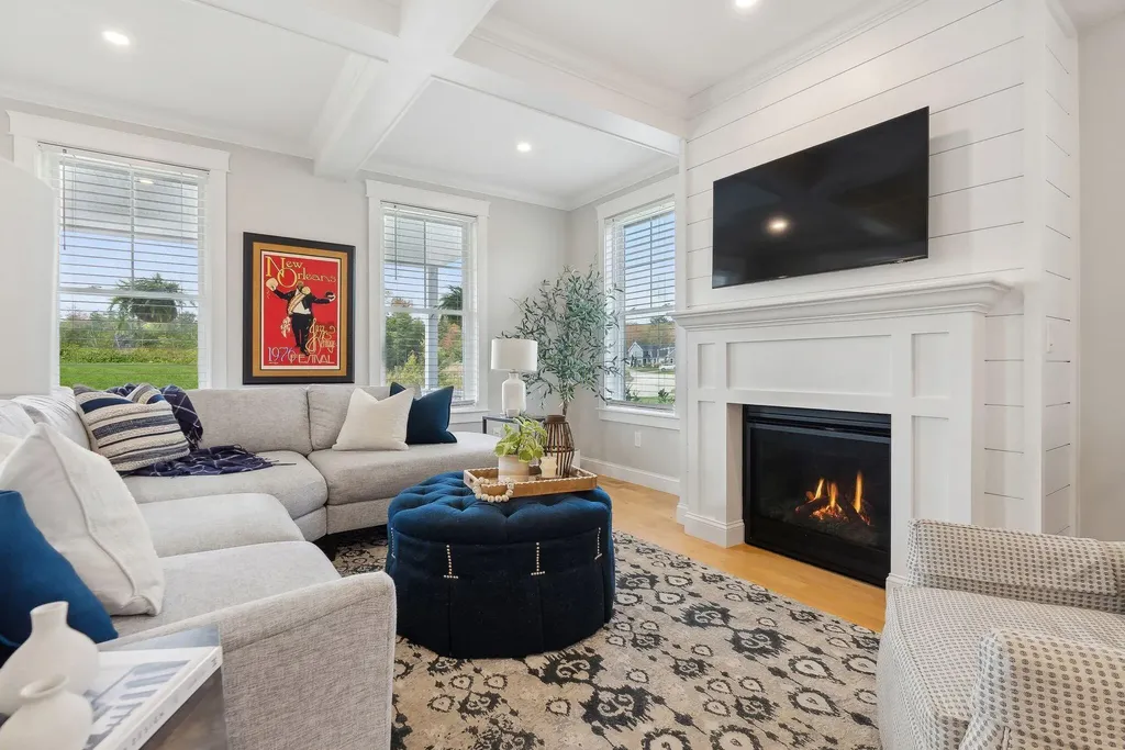 121 Stewart Drive Scarborough ME 04074