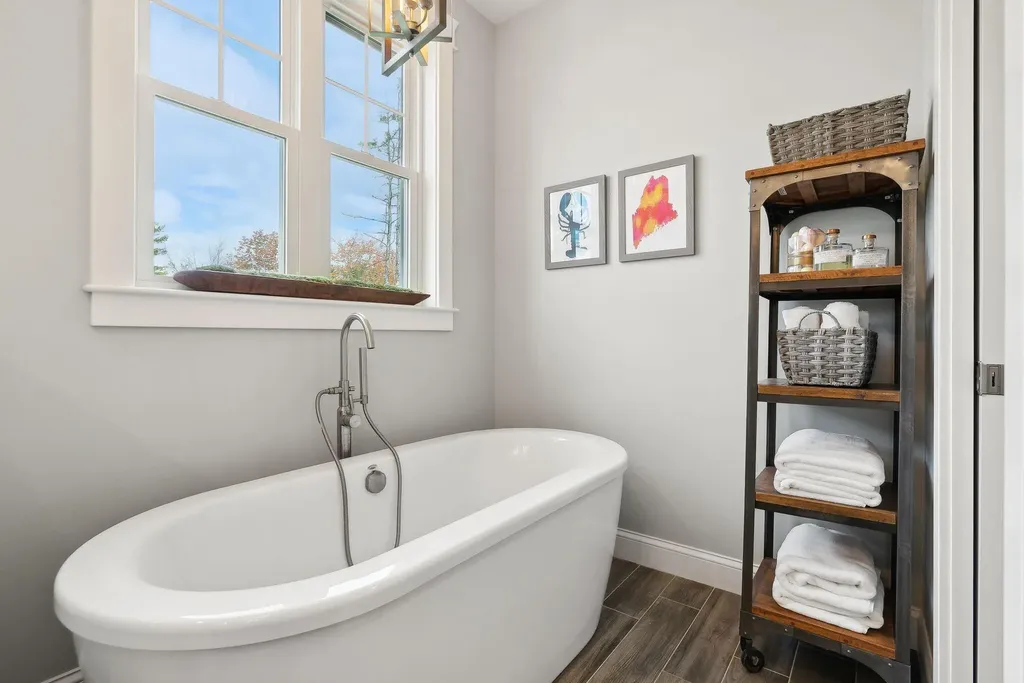 121 Stewart Drive Scarborough ME 04074