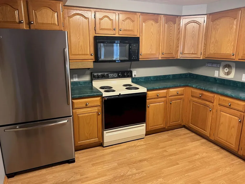 20 Sandy Lane Skowhegan ME 04976