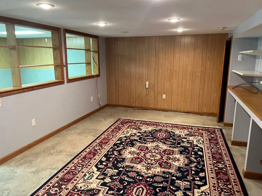 20 Sandy Lane Skowhegan ME 04976
