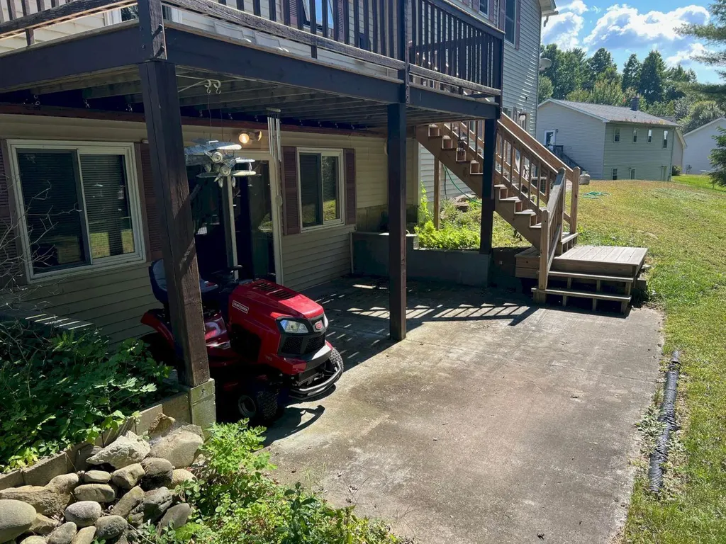 20 Sandy Lane Skowhegan ME 04976