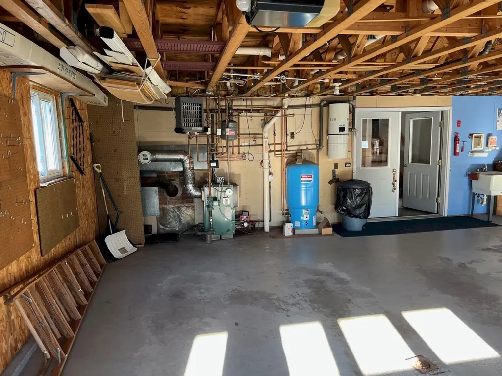 20 Sandy Lane Skowhegan ME 04976