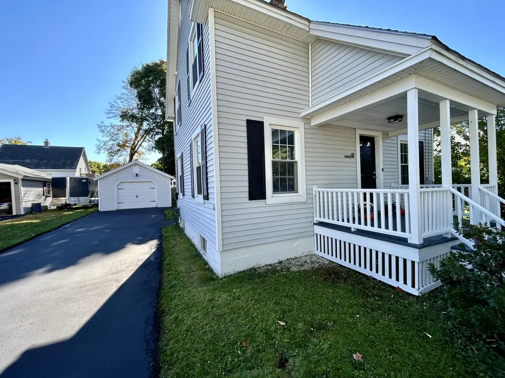 48 17th Street Bangor ME 04401