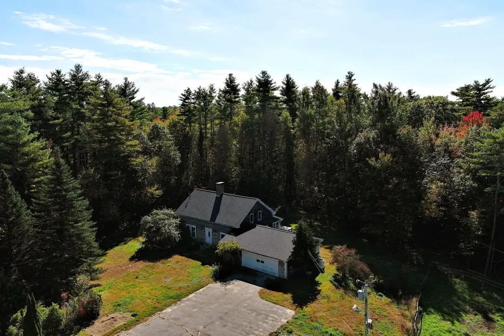 67 Spiller Road Gorham ME 04038