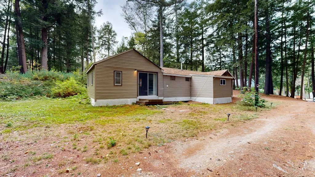 5 Chickadee Lane Livermore ME 04253