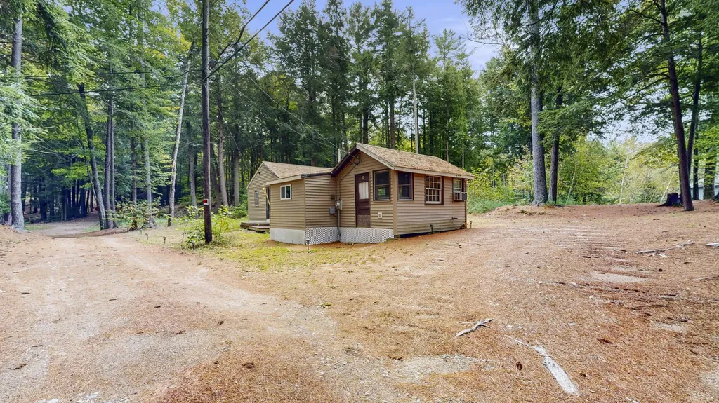 5 Chickadee Lane Livermore ME 04253