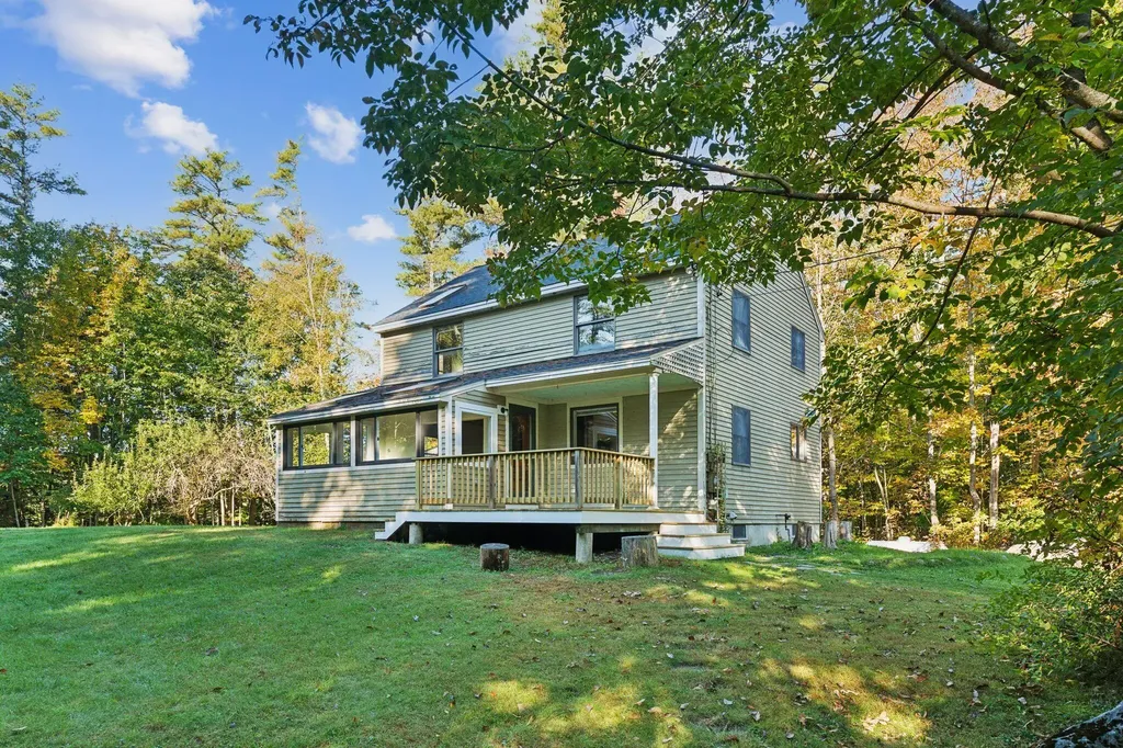 8 Leeward Cove Road Brunswick ME 04011